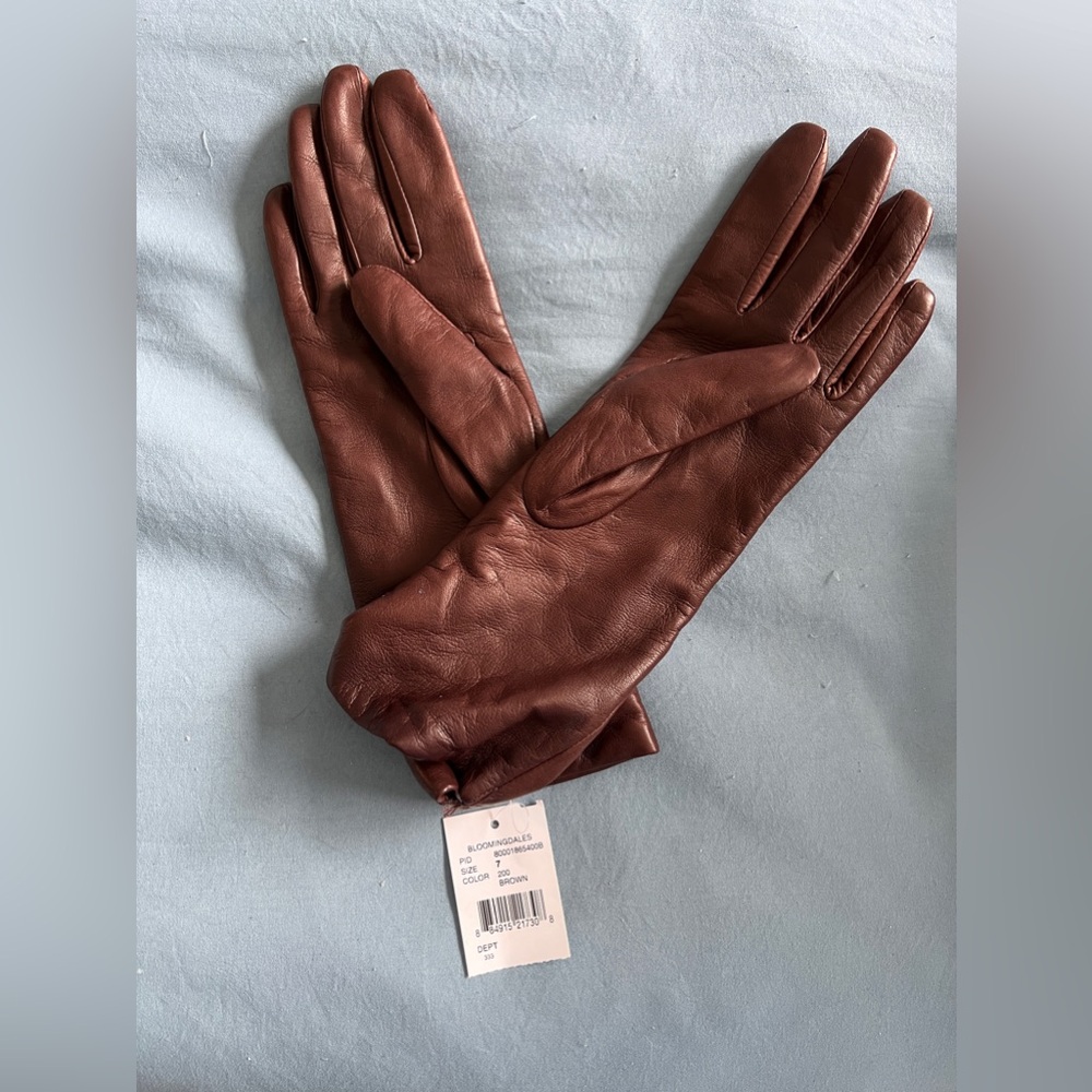 Bloomingdale’s Brown Leather Gloves